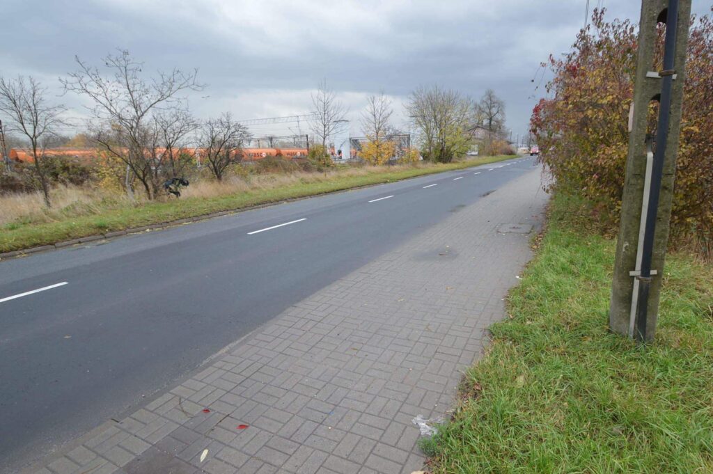 Działka budowlana - zdjęcie 2