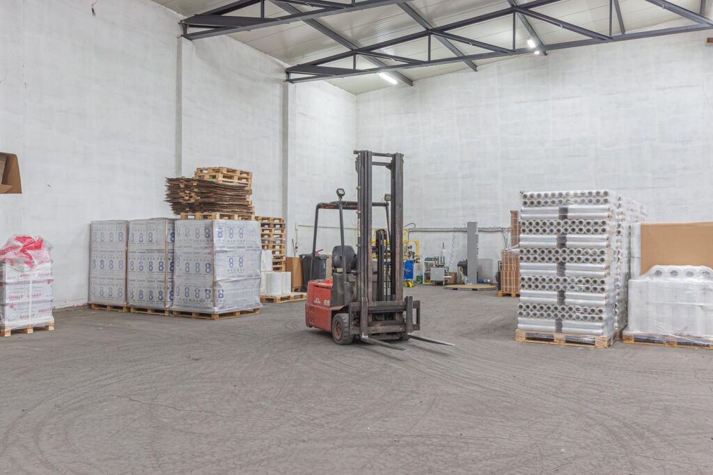 Hala magazyn produkcja 500 m2 do wynajęci - zdjęcie 3