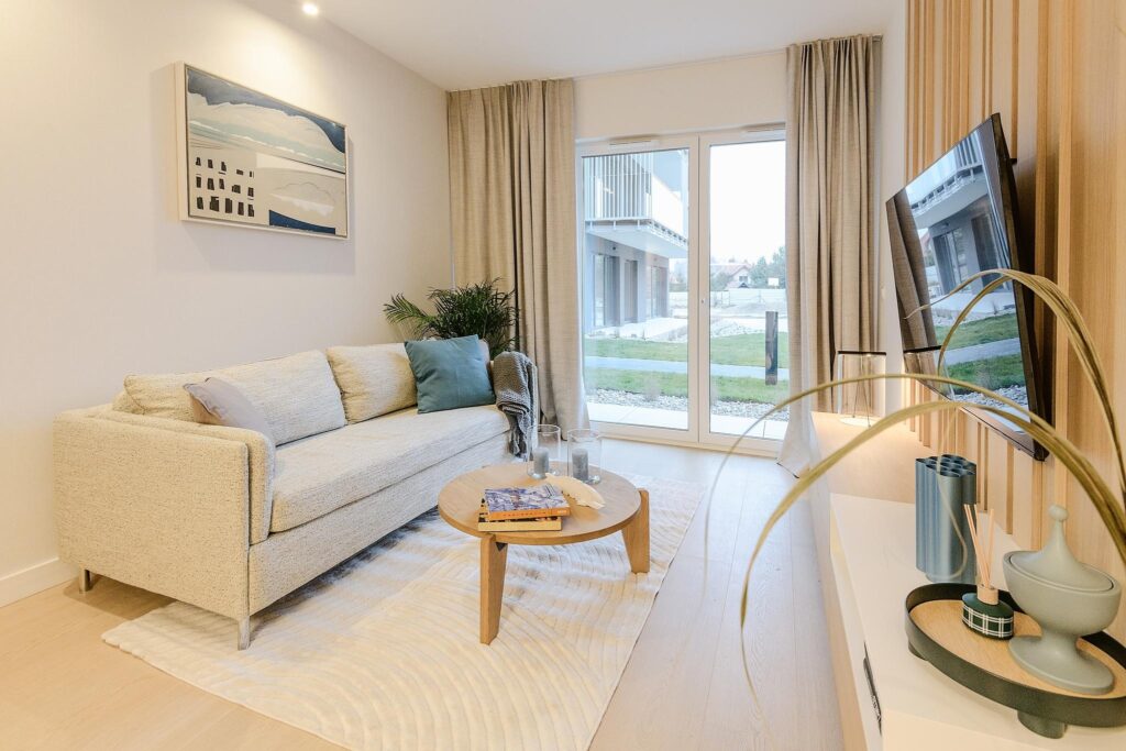 Gotowy do wprowadzenia apartament nad jeziorem - zdjęcie 3