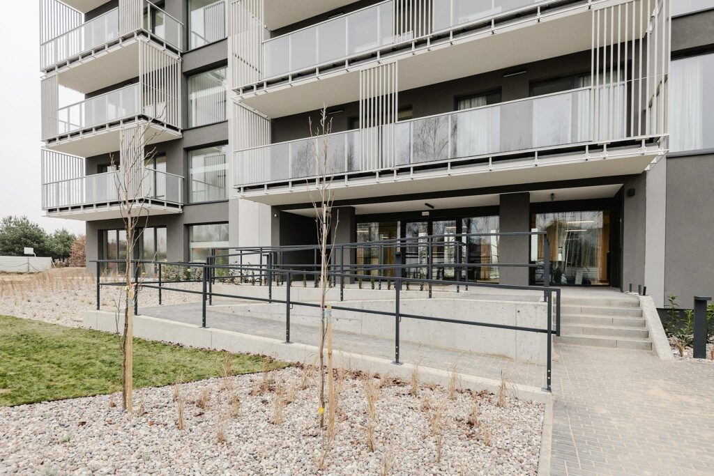 Gotowy do wprowadzenia apartament nad jeziorem - zdjęcie 17