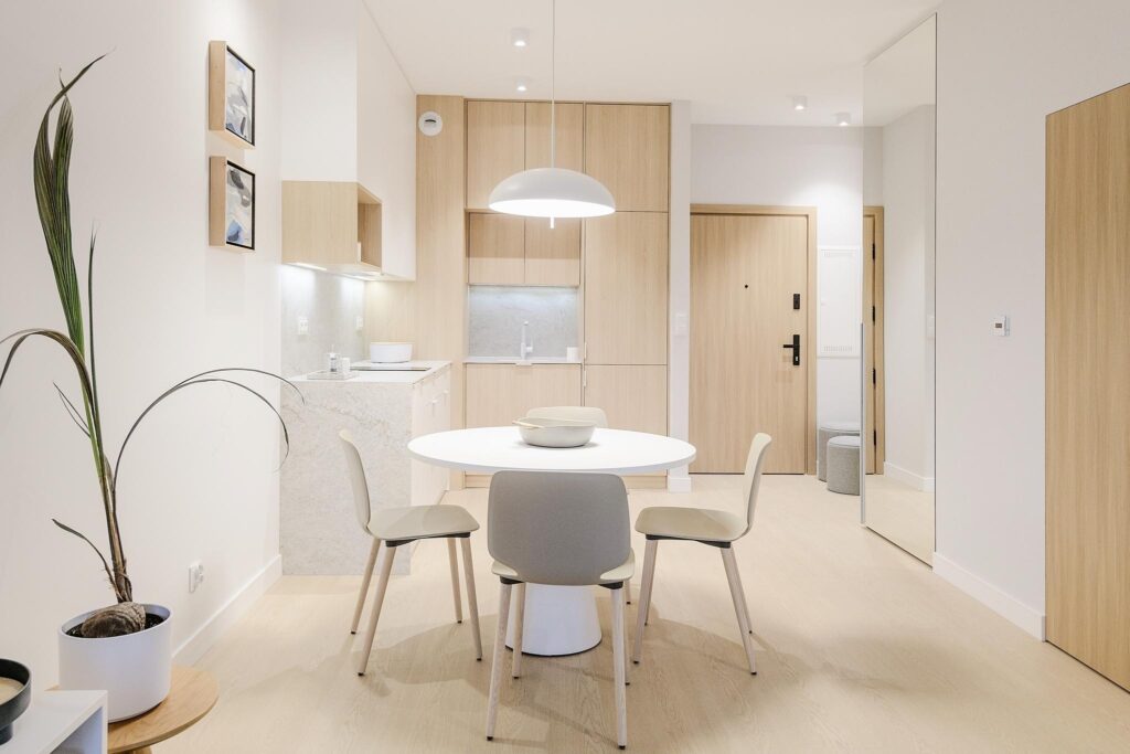 Gotowy do wprowadzenia apartament nad jeziorem - zdjęcie 10