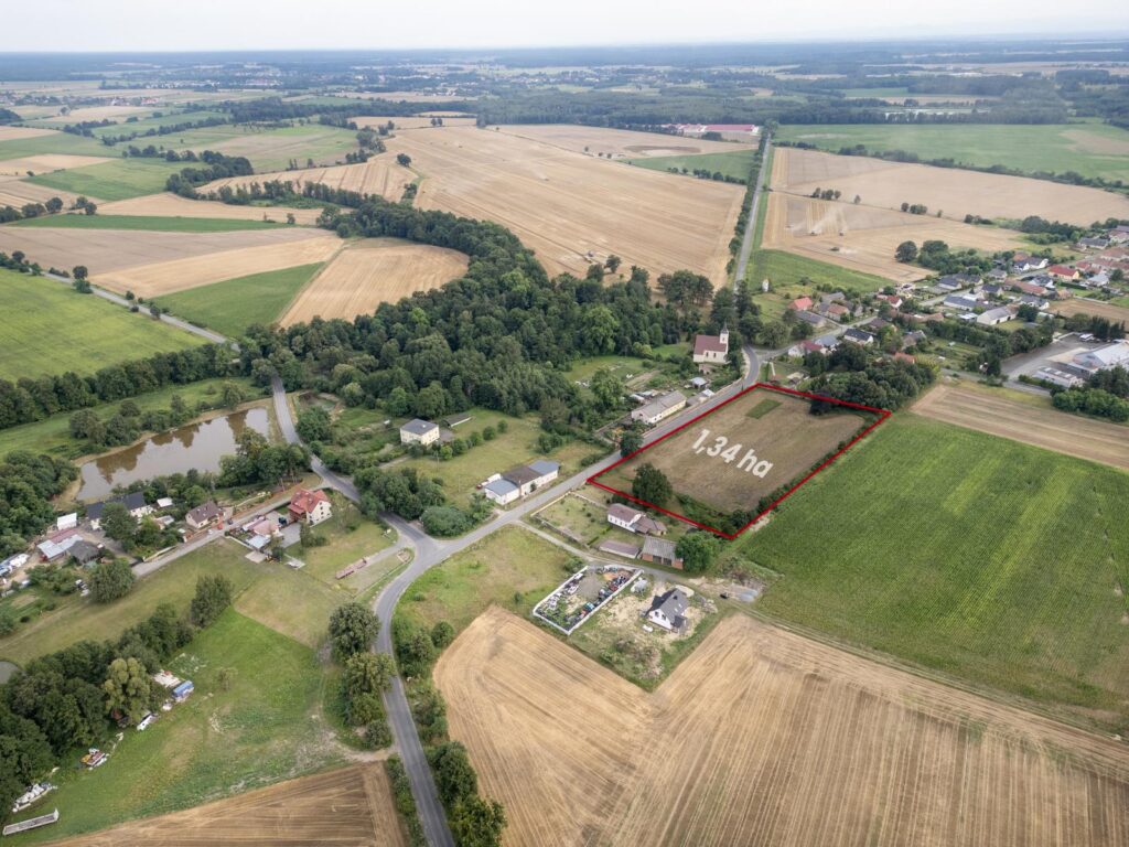 Sprzedam działkę 1,34ha z warunkami zab.na 6 domów - zdjęcie 4
