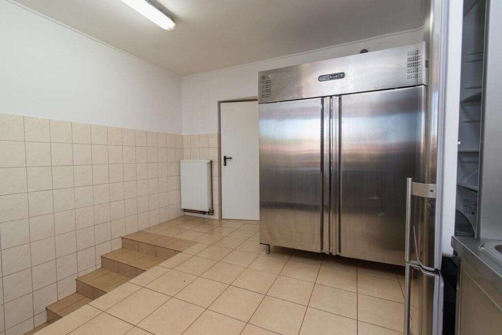 Obiekt na sprzedaż. Wesela, pizzeria, hotel - zdjęcie 8