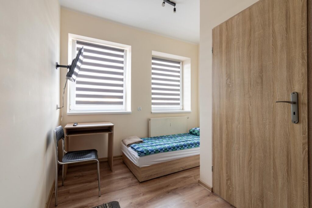 Motel na sprzedaż, pokoje pracownicze - zdjęcie 7