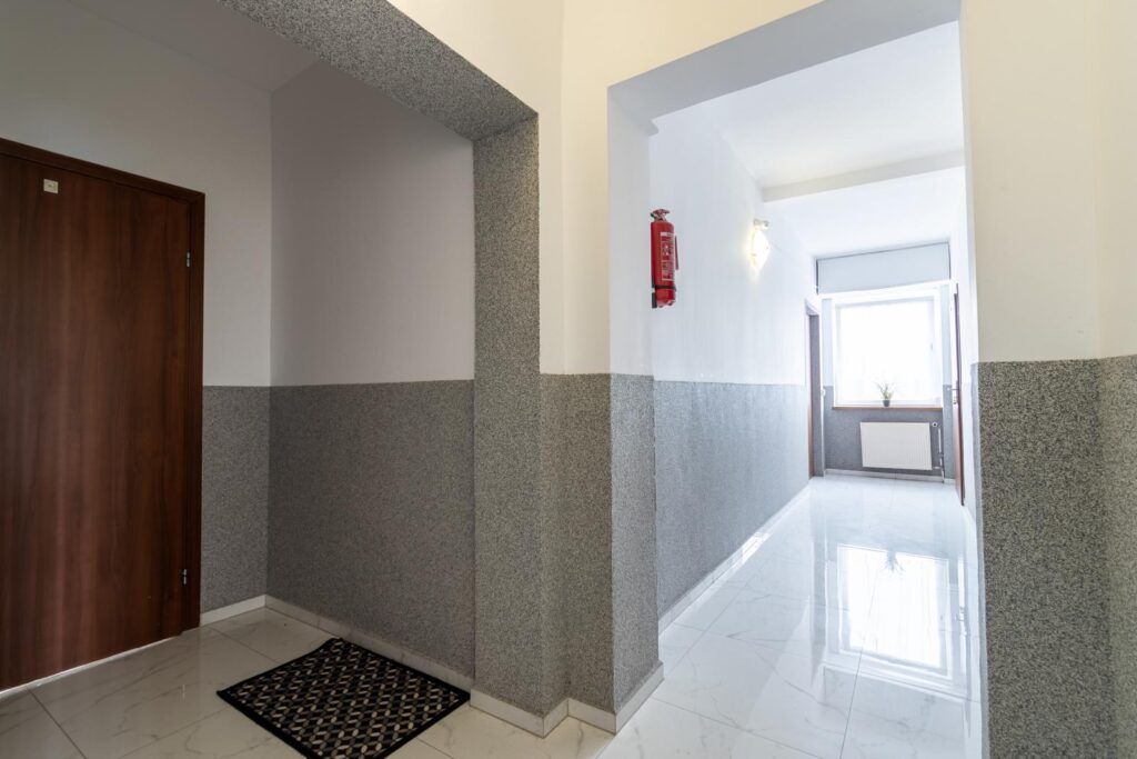 Motel na sprzedaż, pokoje pracownicze - zdjęcie 13