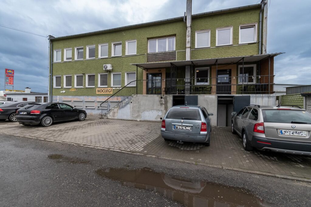Motel na sprzedaż, pokoje pracownicze - zdjęcie 15