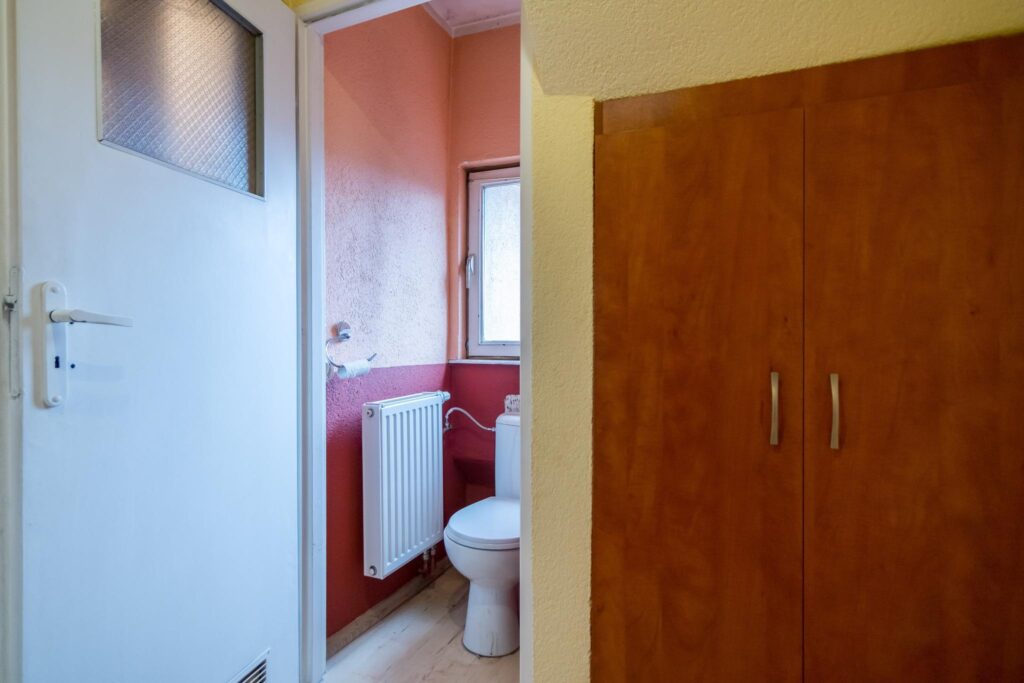 Mieszkanie na pierwszym piętrze w kamienicy - zdjęcie 6