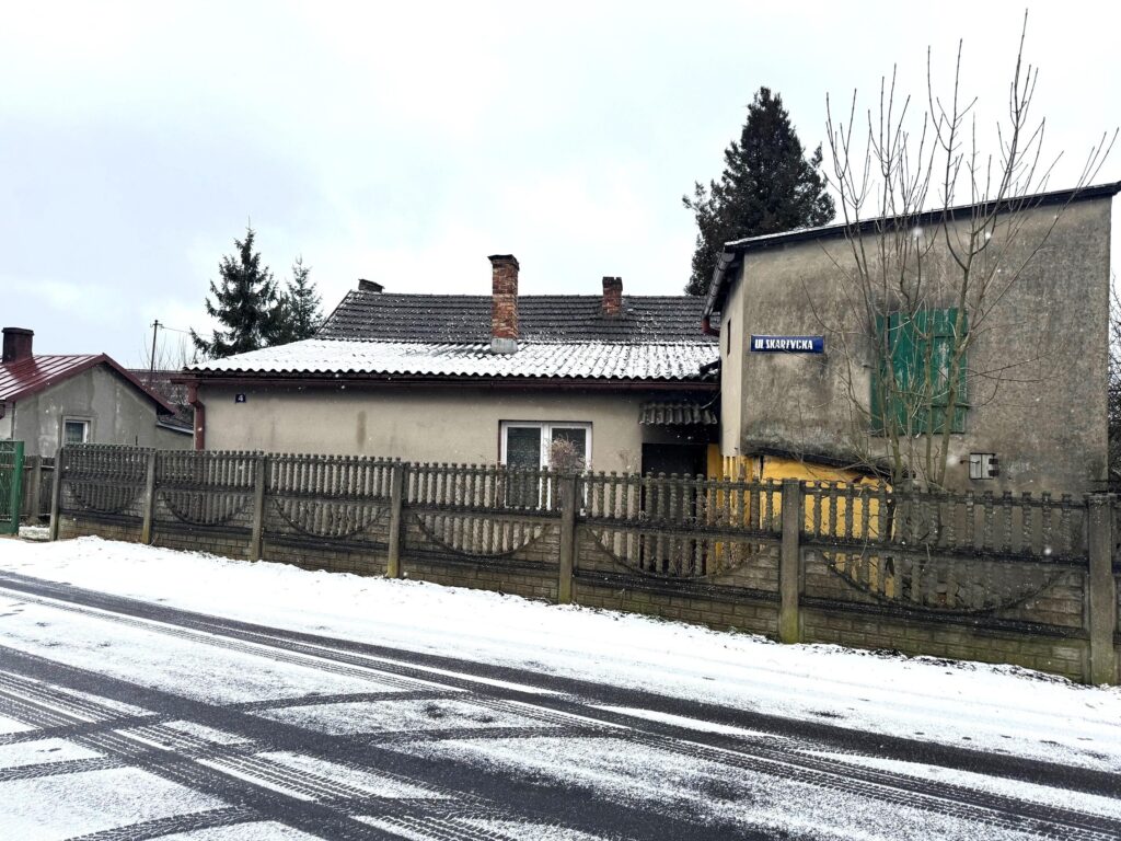 Mały domek ładnie położony blisko Zawiercia. - zdjęcie 2