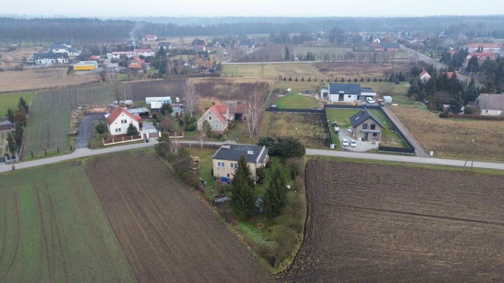 Na sprzedaż dom w atrakcyjnej cenie - zdjęcie 8