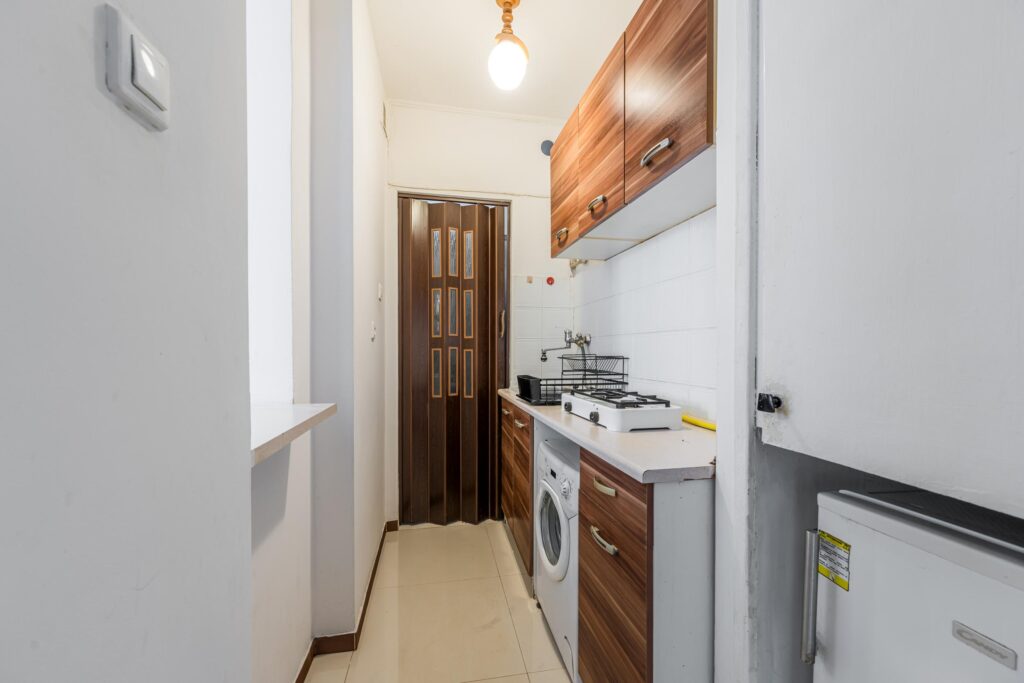 Kawalerka z potencjałem 25m2 na Hynka - zdjęcie 5