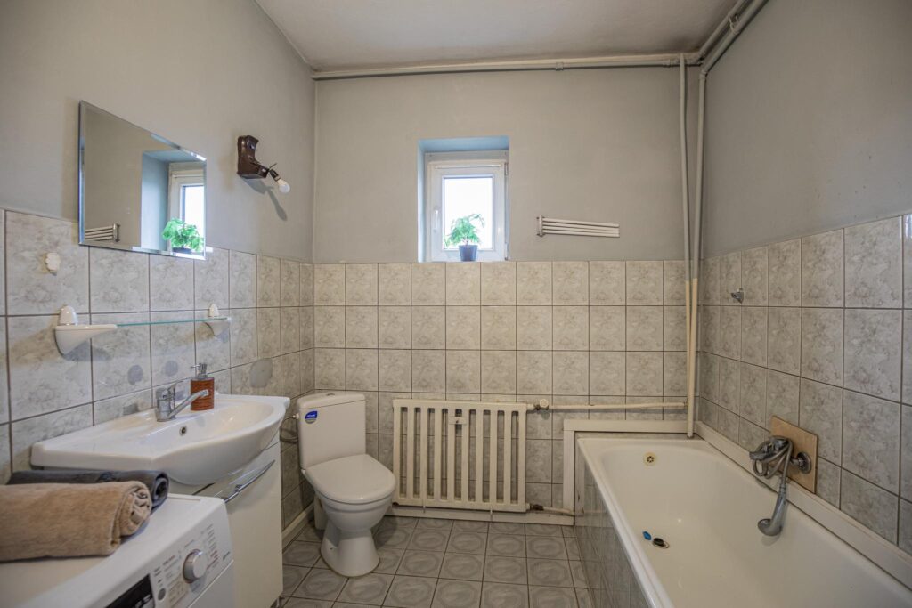 Na sprzedaż dom w atrakcyjnej cenie - zdjęcie 6