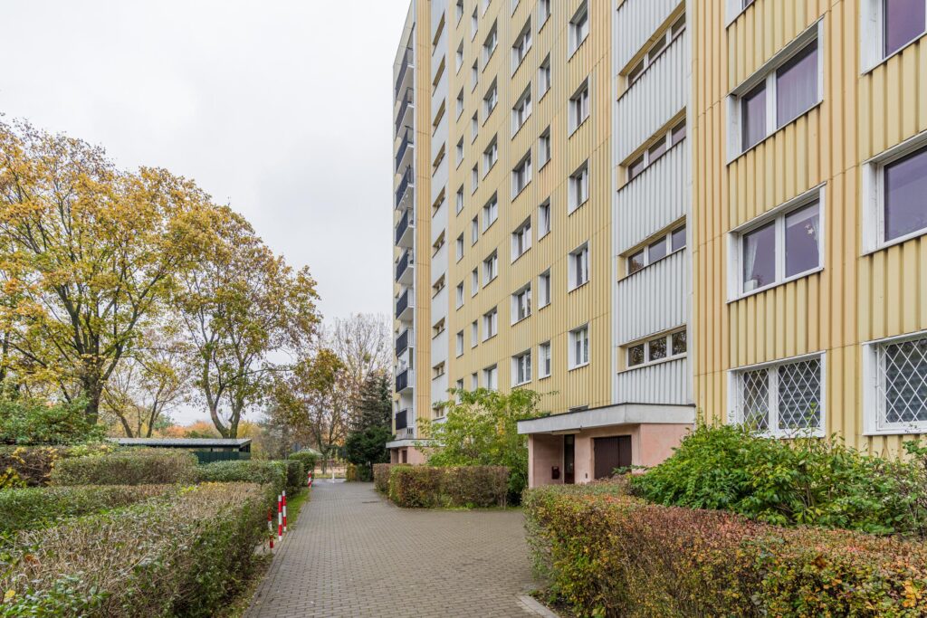 Mieszkanie na 1 Sierpnia - doskonała lokalizacja! - zdjęcie 1