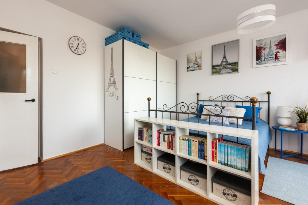 Doskonale zlokalizowana kawalerka z balkonem - zdjęcie 4