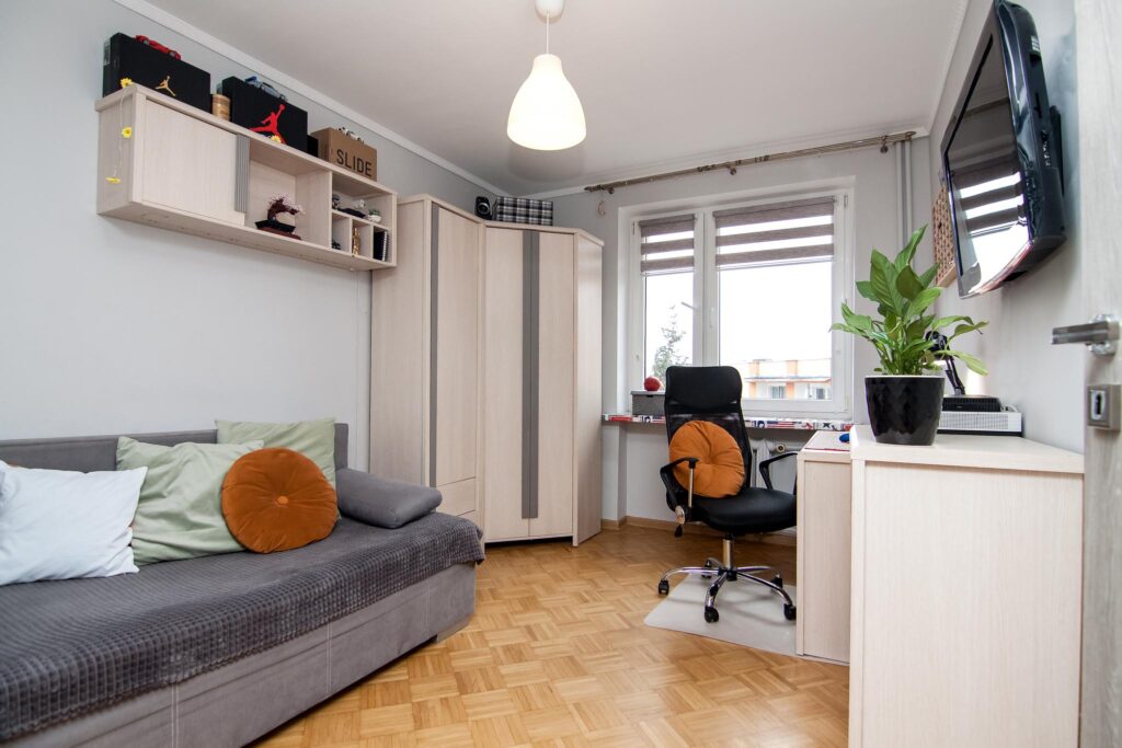 Rozkładowe mieszkanie, 3 pokoje, 62m2 - zdjęcie 3