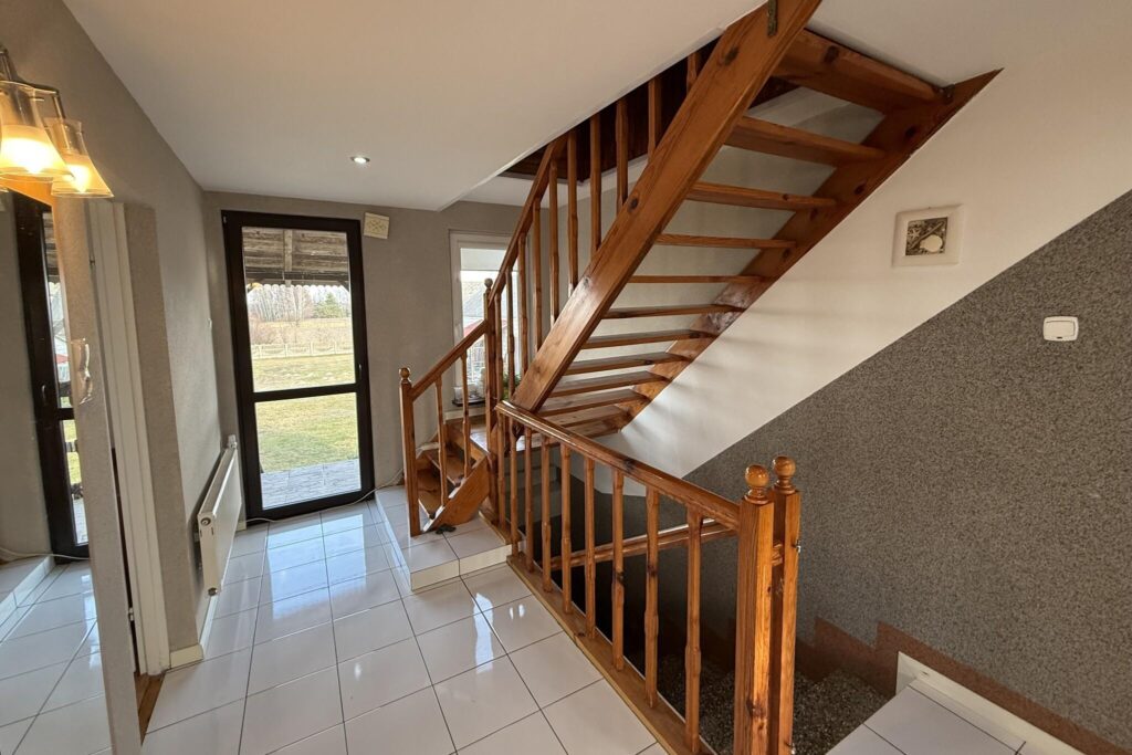 Dom na sprzedaż w Tucznej - zdjęcie 9