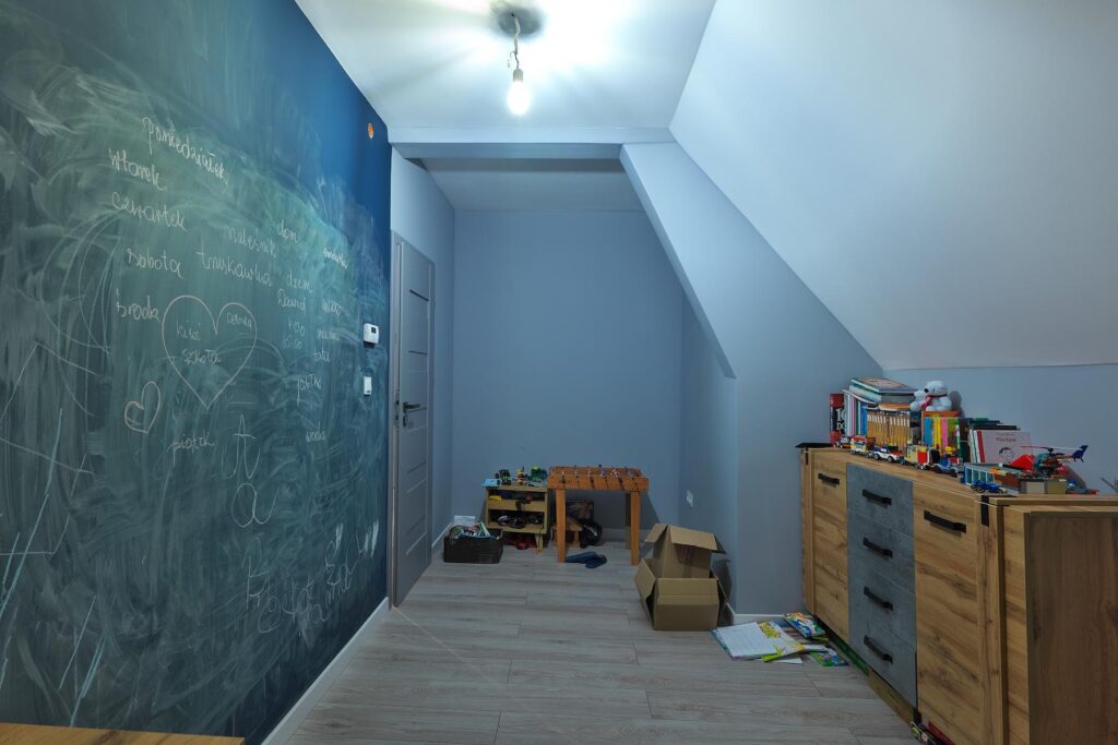 Przestronne dwupoziomowe 3M po remoncie! - zdjęcie 11