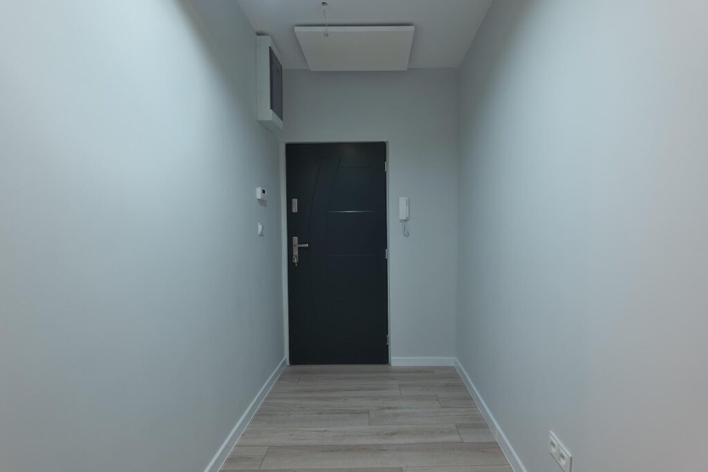 Przestronne dwupoziomowe 3M po remoncie! - zdjęcie 4