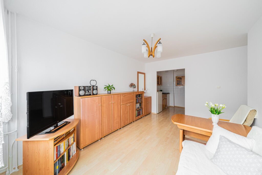 2 pokoje w centrum, 35m2, blisko szkoła, park - zdjęcie 3