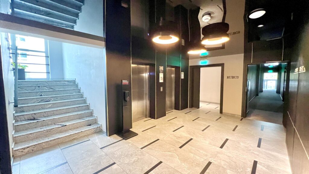 Apartament z panoramicznym widokiem lasu w Lividus - zdjęcie 18