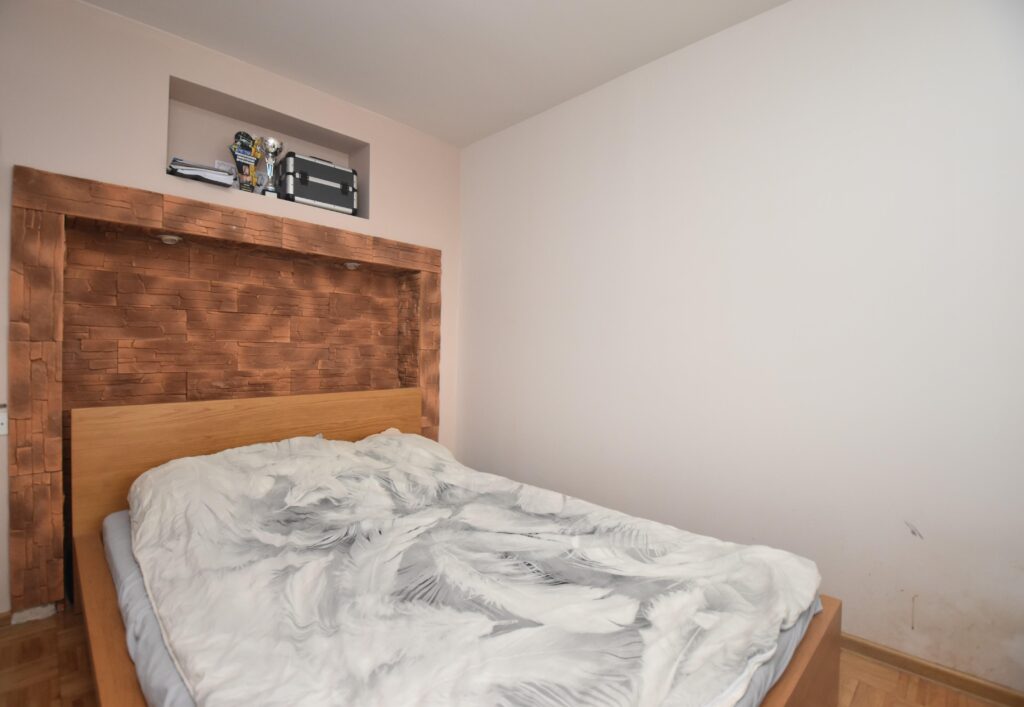 Komfortowe mieszkanie z otwartą kuchnią - zdjęcie 2