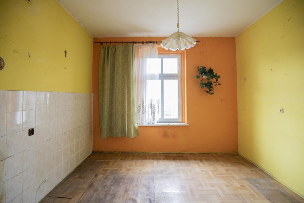 Duże mieszkanie do własnej aranżacji w Brzegu - zdjęcie 3