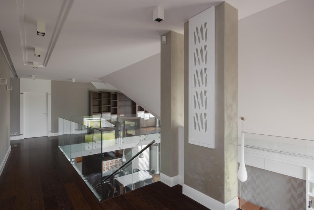 Dom wolnostojący 355 m², działka 3400 m² - zdjęcie 15