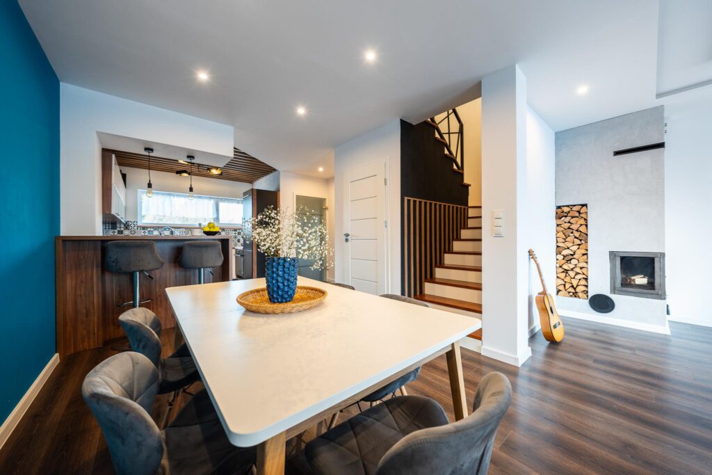 Gotowy segment z dużym ogrodem - zdjęcie 1