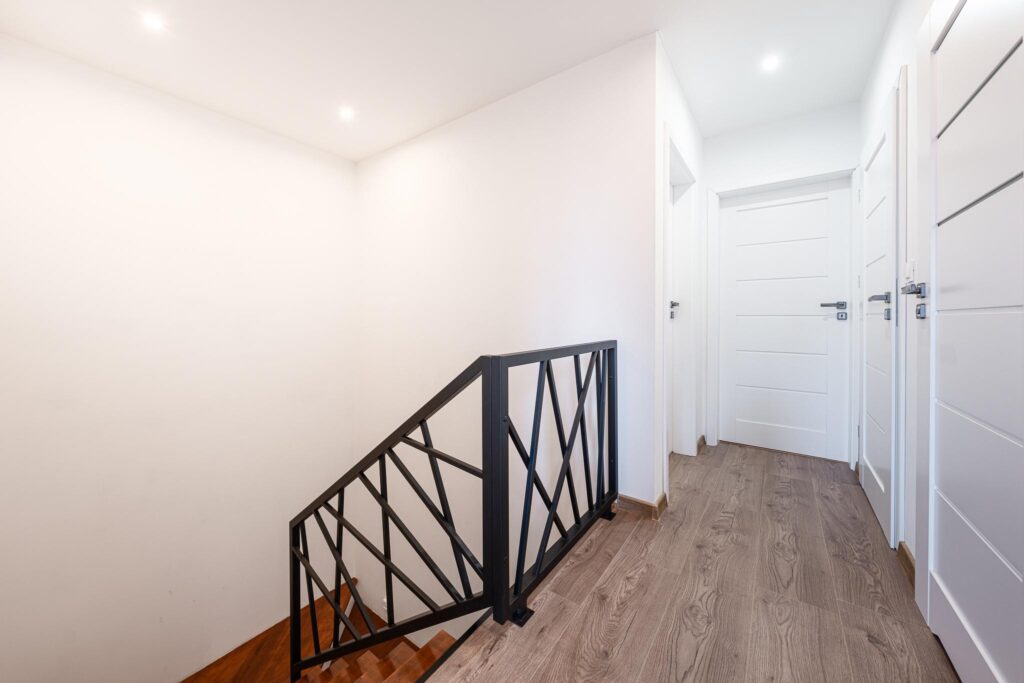 Gotowy segment z dużym ogrodem - zdjęcie 14