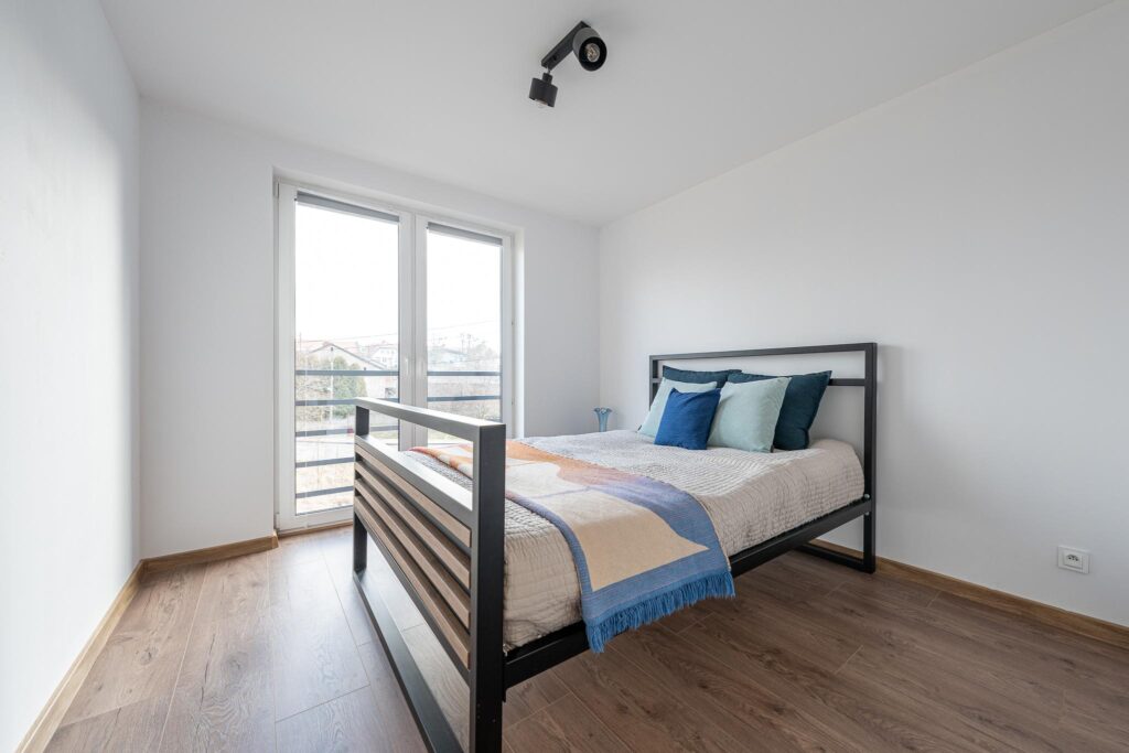 Gotowy segment z dużym ogrodem - zdjęcie 5