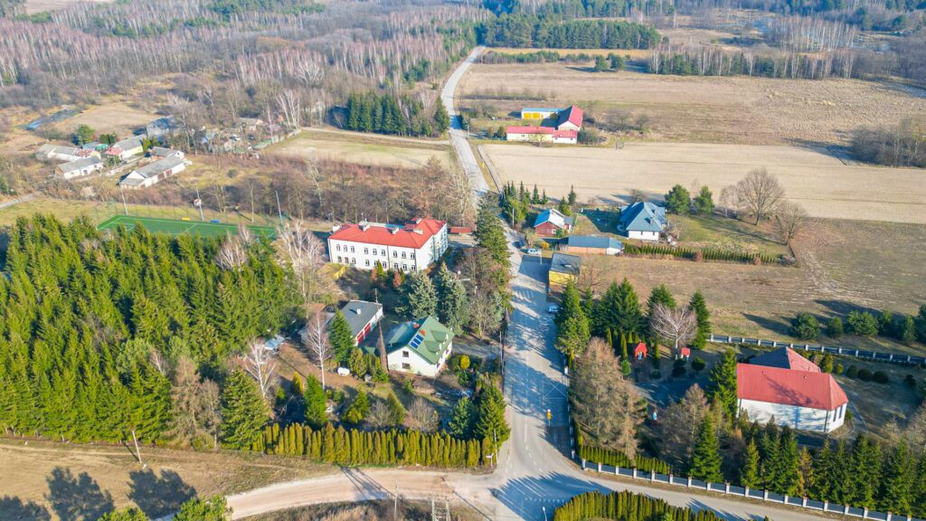 Teren pod inwestycję mieszkaniową w gminie Tarczyn - zdjęcie 8