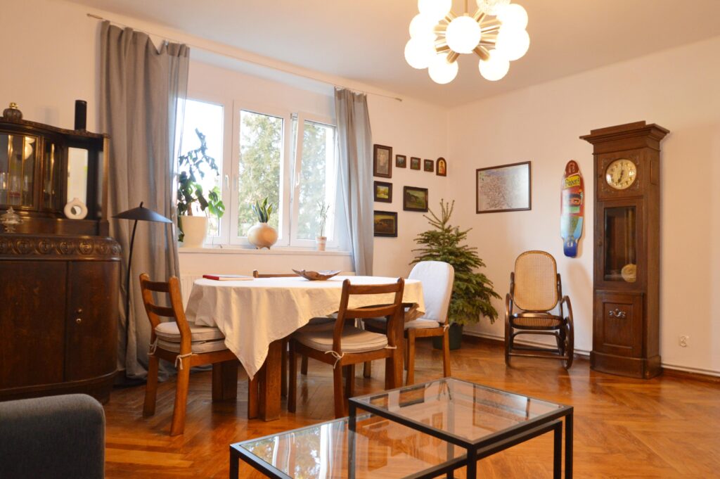 Czteropokojowe mieszkanie na Nowej Wsi Królewskiej - zdjęcie 2