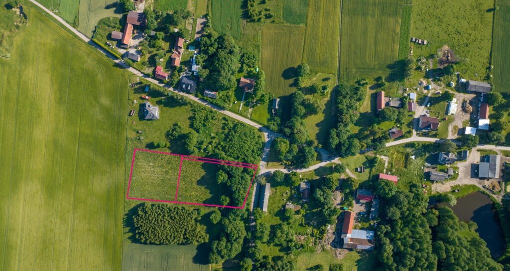 Działka z wydanymi warunkami zabudowy na dom - zdjęcie 7