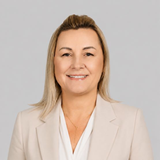 Anna Kłosowicz - Agent Nieruchomości - Freedom