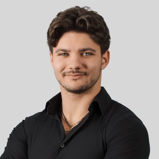 Jakub Mateńko - Specjalista ds. Nieruchomości - Freedom
