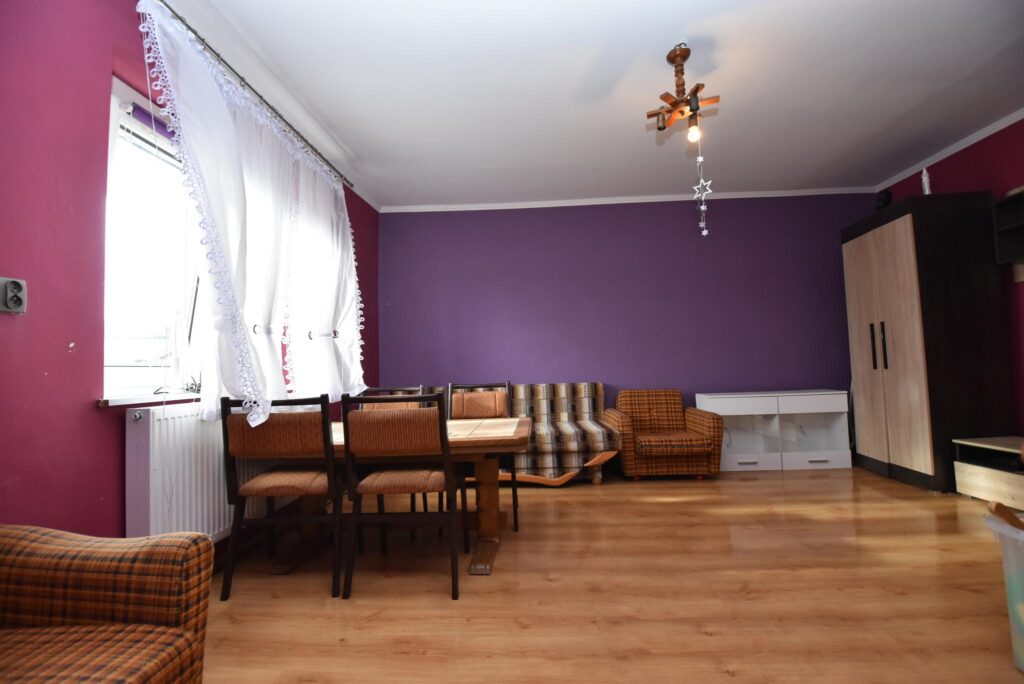 Dom wolnostojący 80 m2, 3 pokoje - duża działka - zdjęcie 7