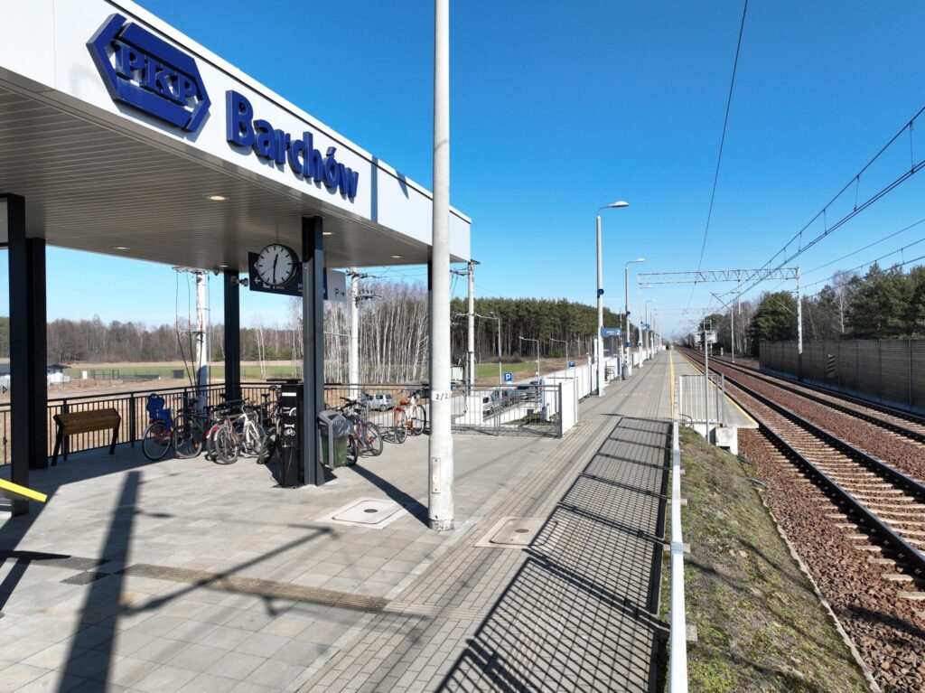 Atrakcyjna działka z pozwoleniem blisko Liwca - zdjęcie 16