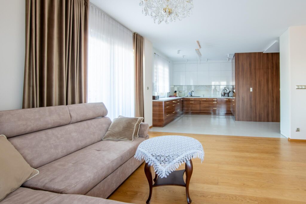 Apartament z trzema balkonami i garażem podziemnym - zdjęcie 19