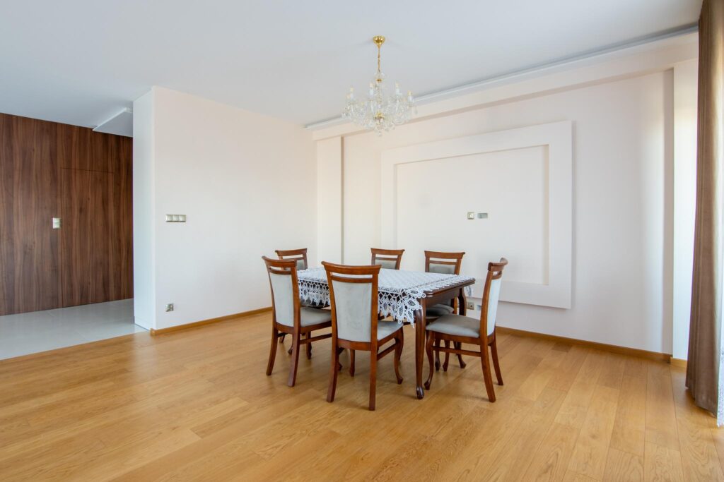 Apartament z trzema balkonami i garażem podziemnym - zdjęcie 20