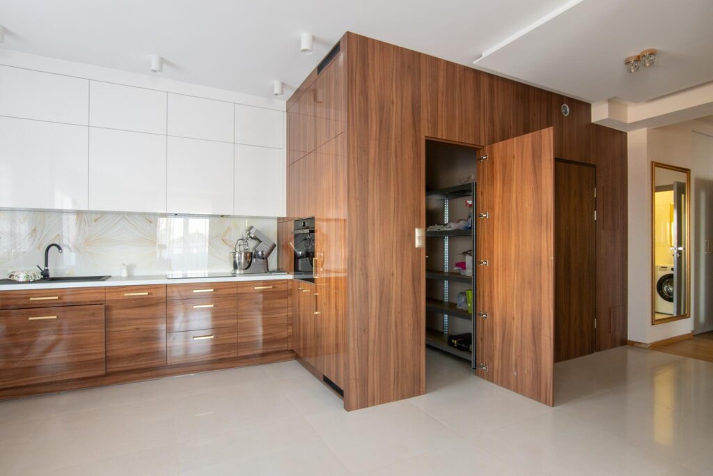 Apartament z trzema balkonami i garażem podziemnym - zdjęcie 16