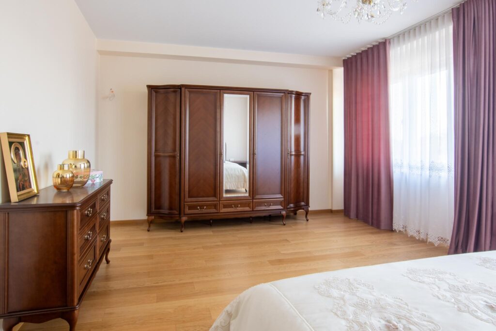 Apartament z trzema balkonami i garażem podziemnym - zdjęcie 28