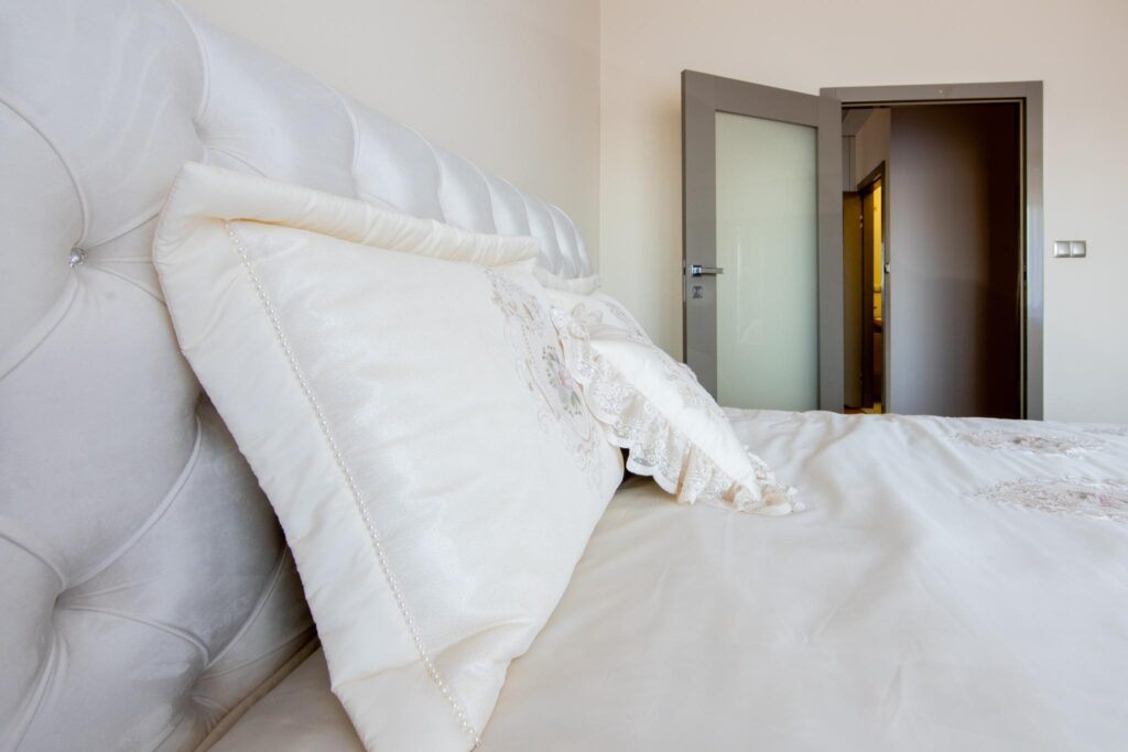 Apartament z trzema balkonami i garażem podziemnym - zdjęcie 33