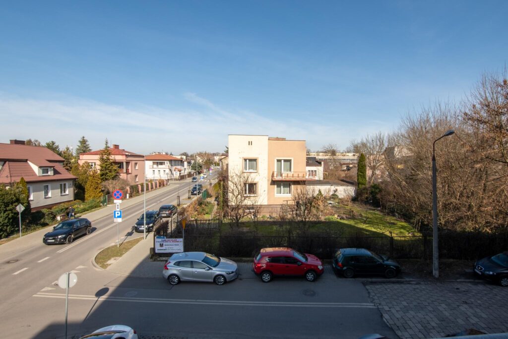 Apartament z trzema balkonami i garażem podziemnym - zdjęcie 40