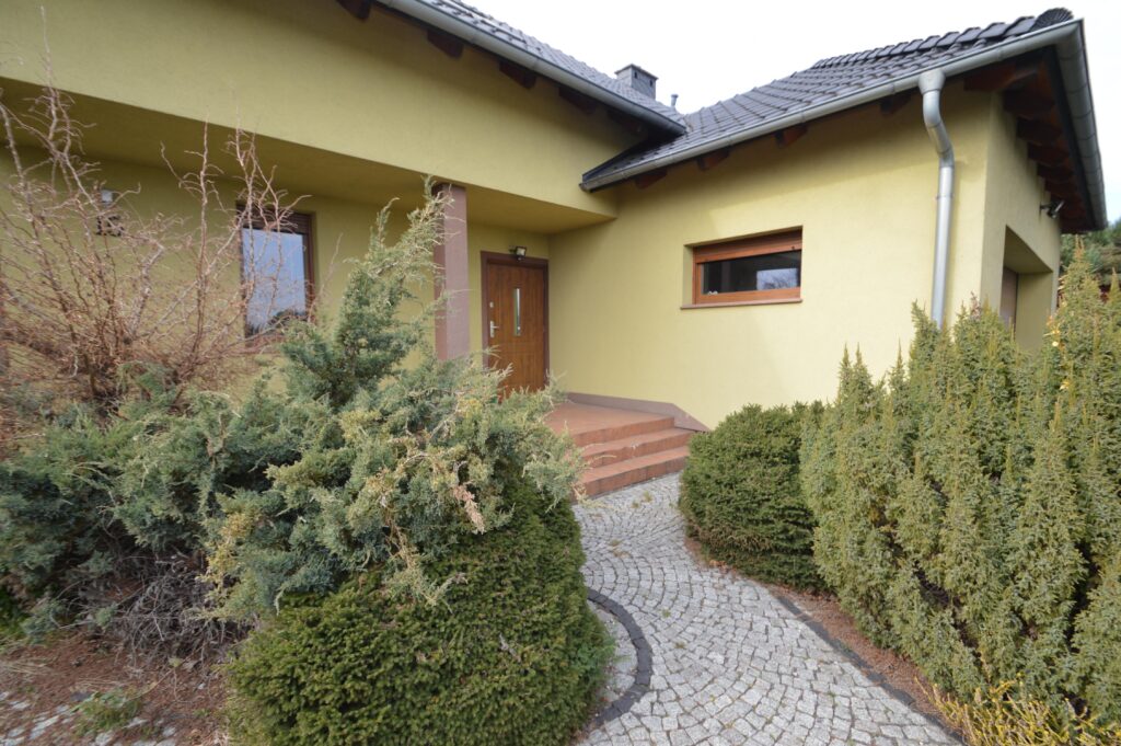 Dom jednorodzinny wolnostojący w Kępie koło Opola. - zdjęcie 20