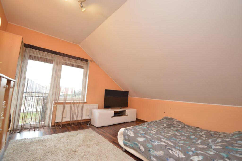 Dom jednorodzinny wolnostojący w Kępie koło Opola. - zdjęcie 10