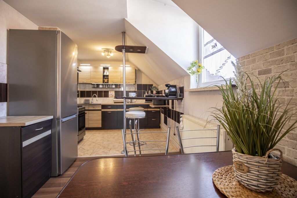 Dwupokoleniowy dom 9km od Brzegu - zdjęcie 3