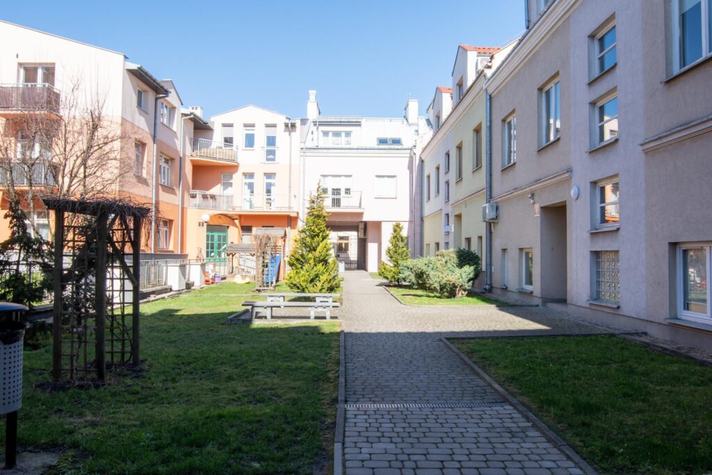 3 pokoje w kamienicy z windą i garażem podziemnym - zdjęcie 26