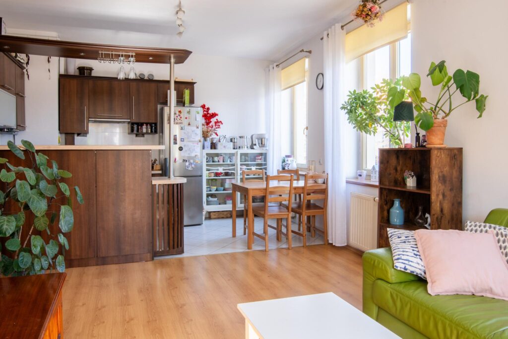 3 pokoje w kamienicy z windą i garażem podziemnym - zdjęcie 4