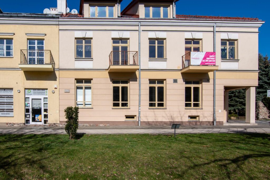 3 pokoje w kamienicy z windą i garażem podziemnym - zdjęcie 54