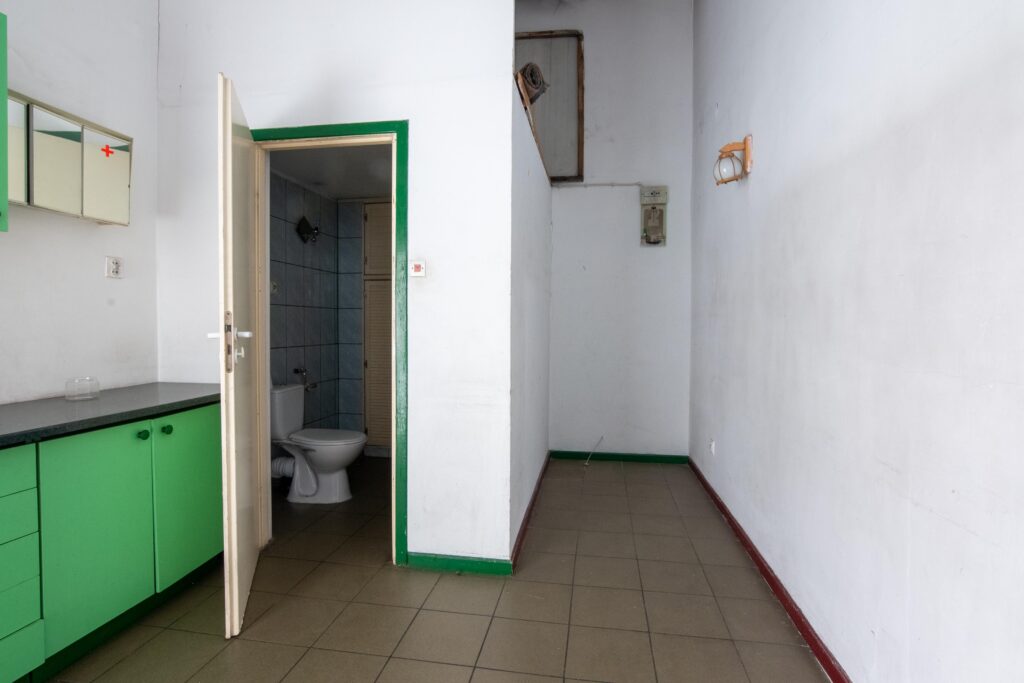 Lokal o powierzchni 71m2 do aranżacji  w Centrum - zdjęcie 7