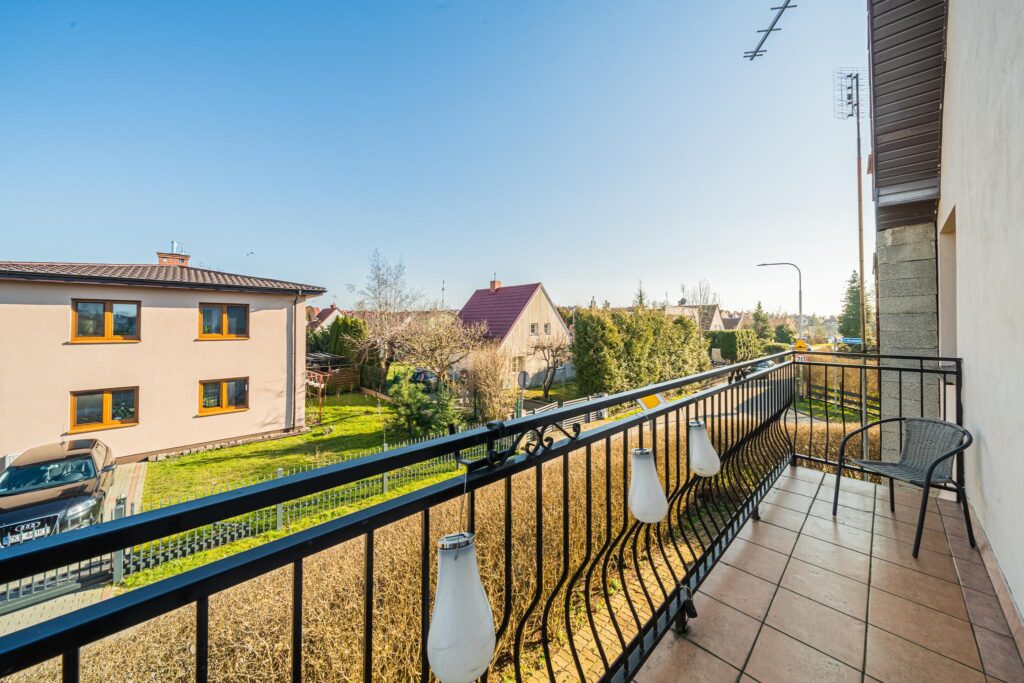 Dom na Kołobrzeskim osiedlu Radzikowo IV - zdjęcie 39